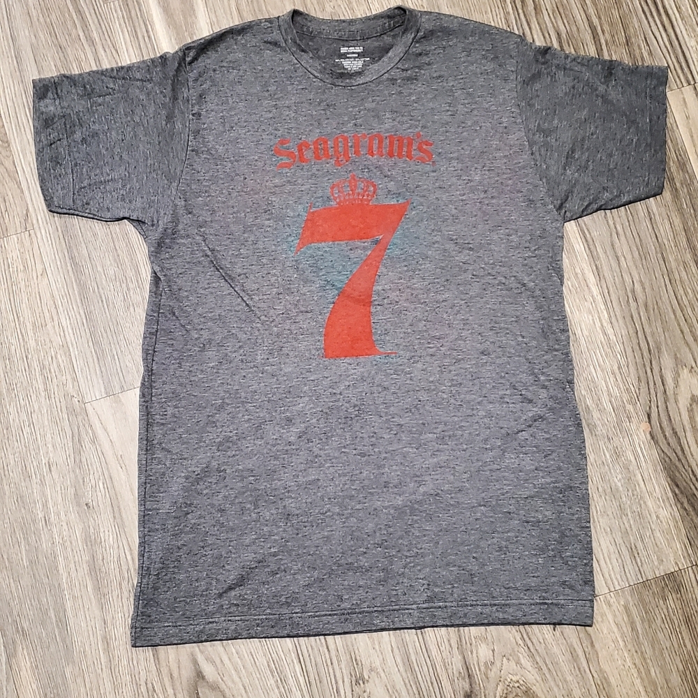 Seagrams Crown 7 America Made Soft Brand NEW T